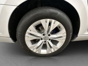 Volkswagen Passat bild 34