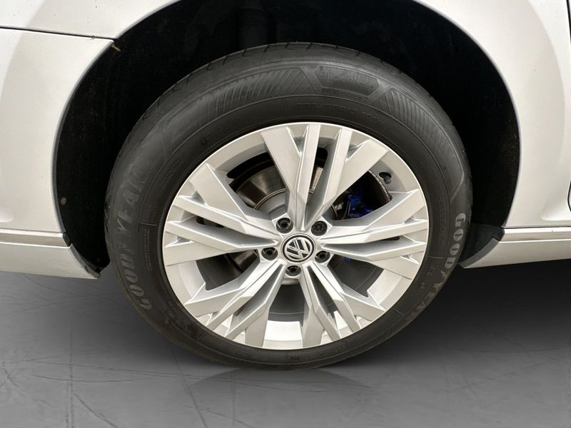 Volkswagen Passat bild 34