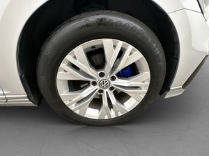 Volkswagen Passat bild 35