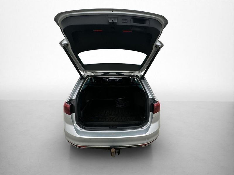 Volkswagen Passat bild 9