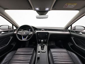 Volkswagen Passat bild 15