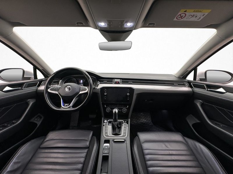 Volkswagen Passat bild 15