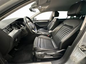 Volkswagen Passat bild 18