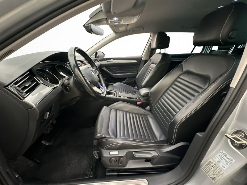 Volkswagen Passat bild 18