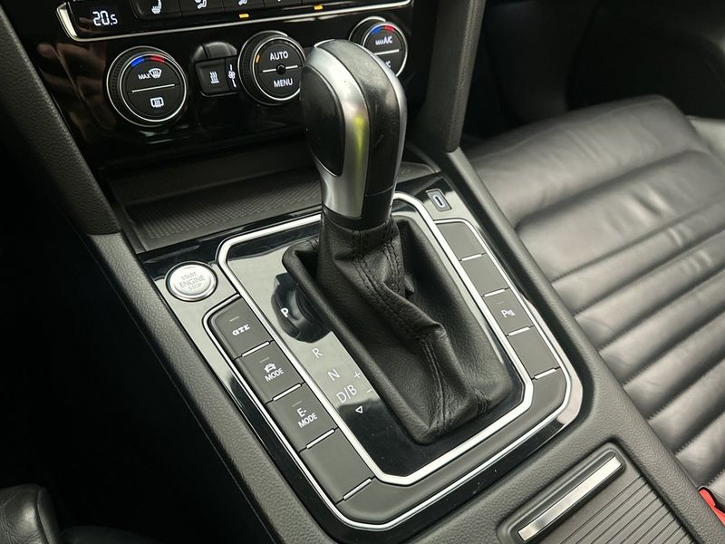 Volkswagen Passat bild 26