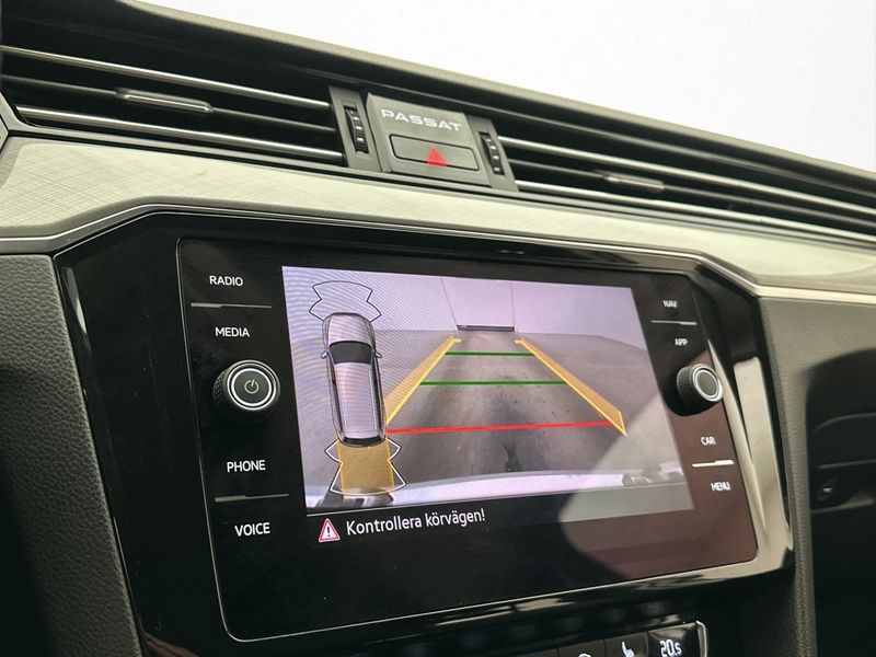 Volkswagen Passat bild 24
