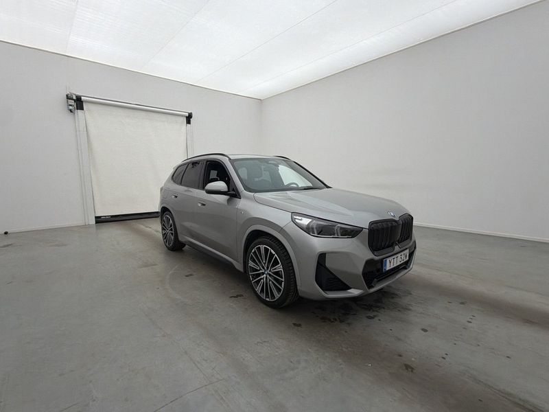 BMW iX1 bild 3