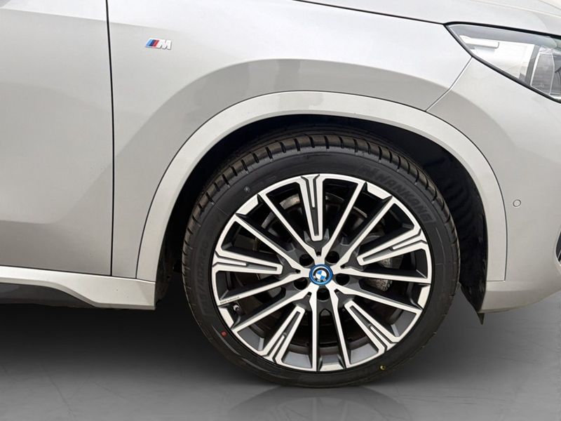 BMW iX1 bild 36