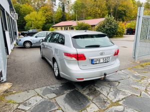 Toyota Avensis bild 4