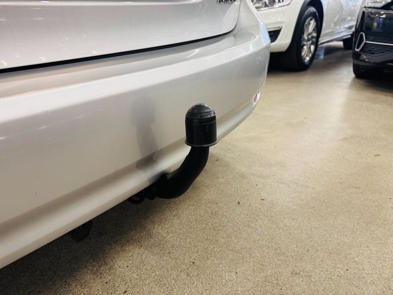 Toyota Avensis bild 25