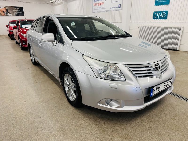 Toyota Avensis bild 13