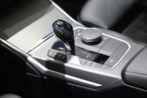 BMW 330 bild 14