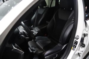 BMW 330 bild 11