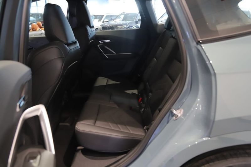 BMW X1 bild 8