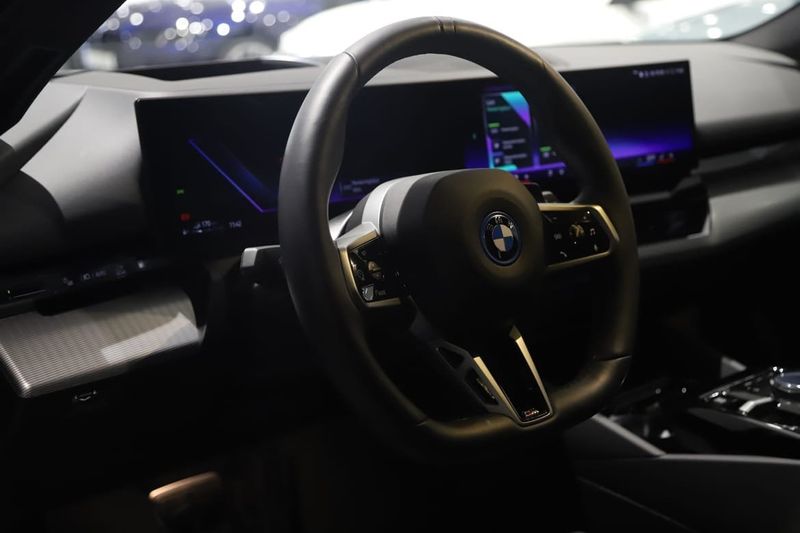 BMW 530 bild 11