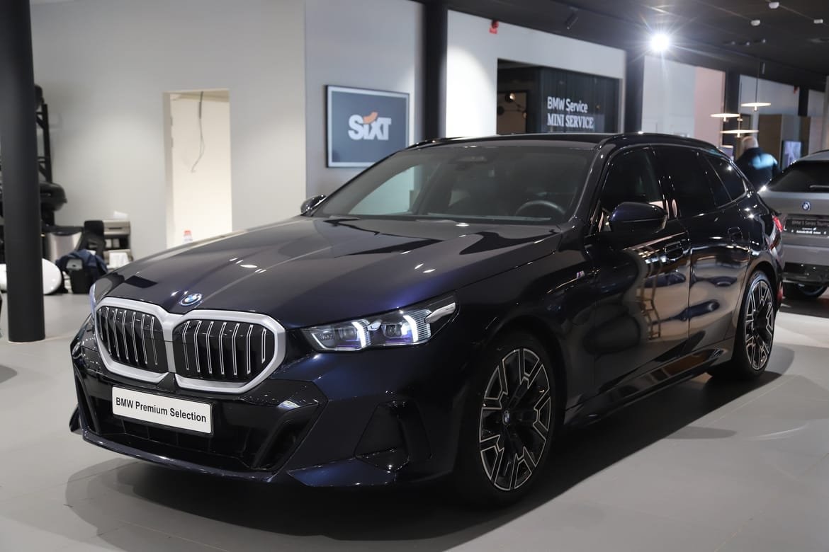 BMW 530