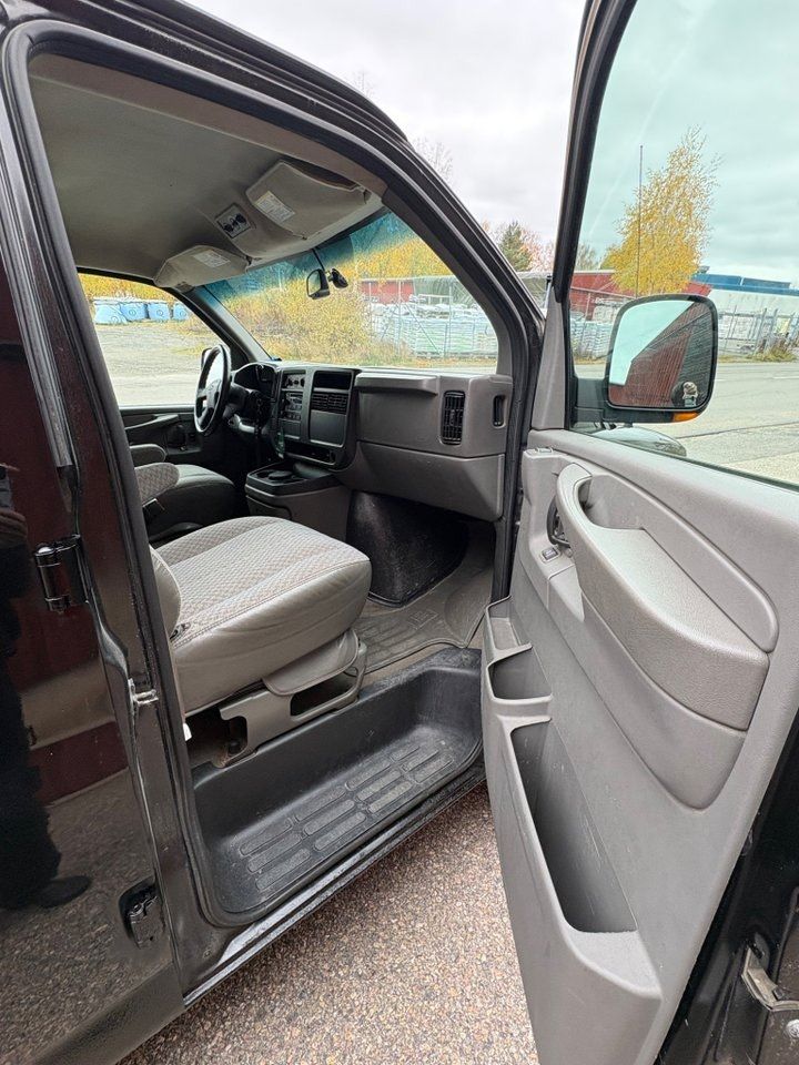 Chevrolet Express bild 16