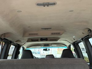 Chevrolet Express bild 18
