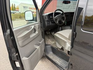 Chevrolet Express bild 11