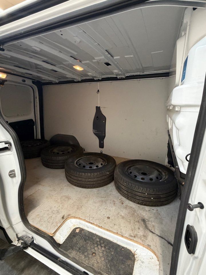 Renault Trafic bild 13