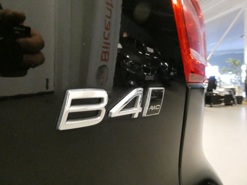 Volvo XC40 bild 8