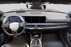 Kia K4 bild 7