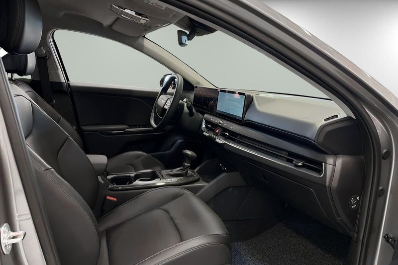 Kia K4 bild 17
