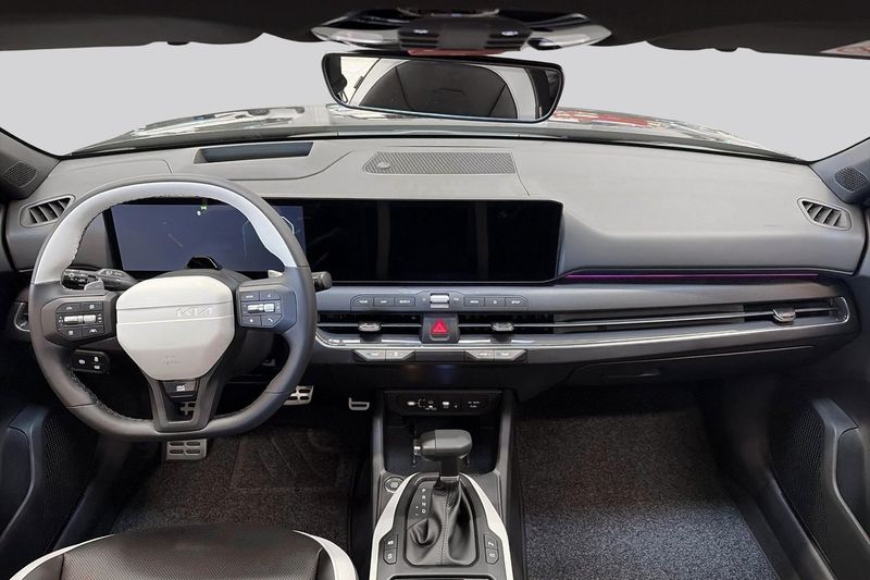 Kia K4 bild 7