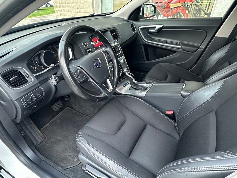 Volvo V60 bild 4