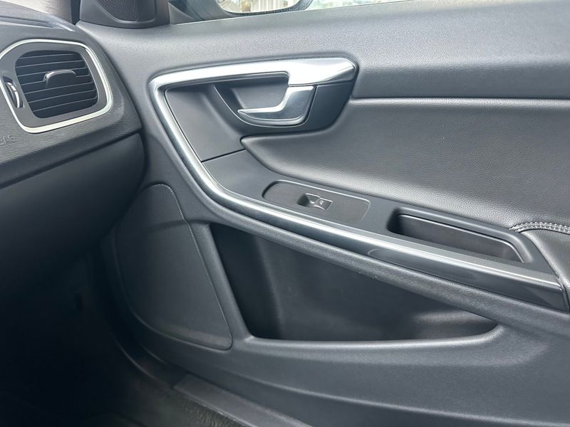 Volvo V60 bild 12