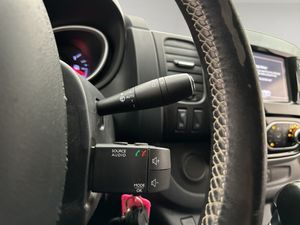 Renault Trafic bild 17