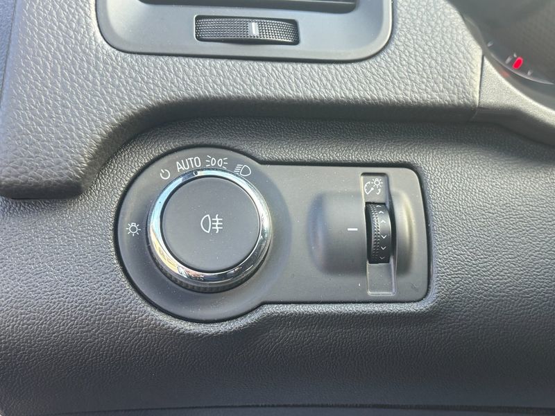 Opel Insignia bild 30