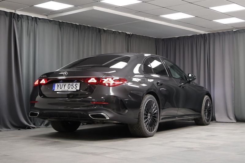 Mercedes E300 bild 3