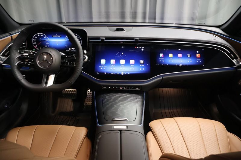 Mercedes E300 bild 12