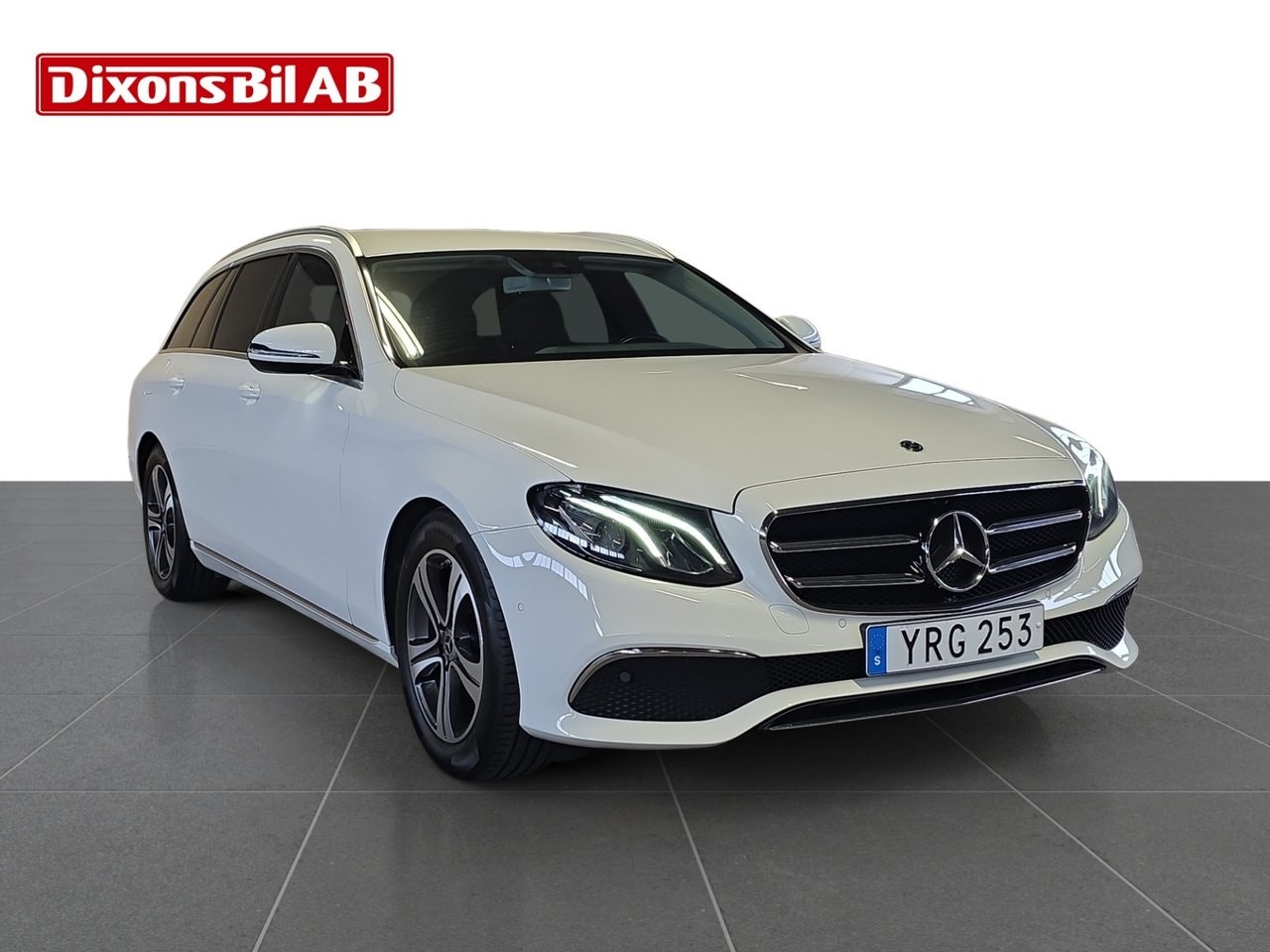 Mercedes E200