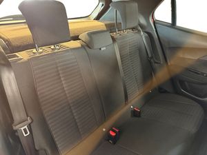 Peugeot e-2008 bild 15