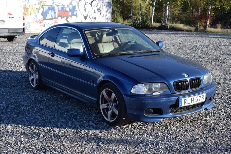 BMW 323 bild 2