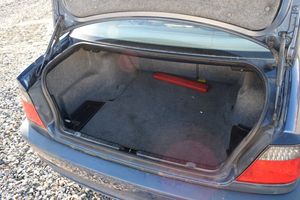 BMW 323 bild 9