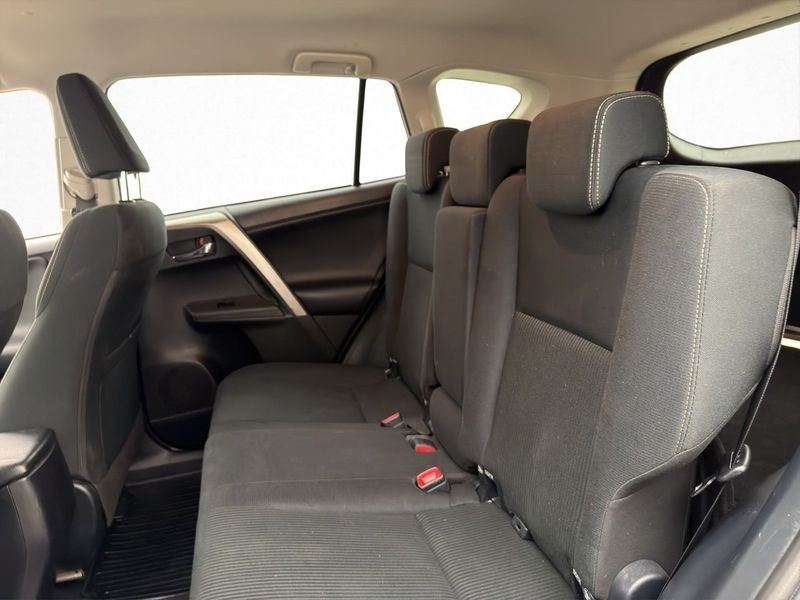 Toyota RAV4 bild 18