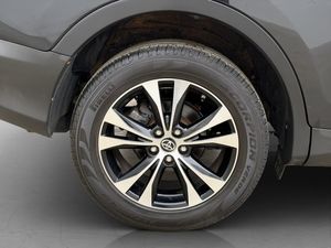 Toyota RAV4 bild 13
