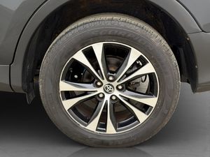 Toyota RAV4 bild 12