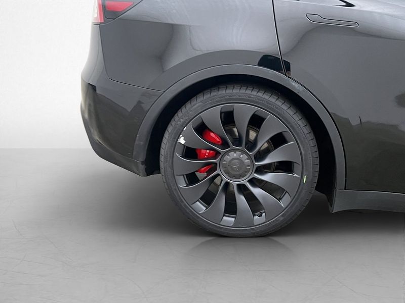 Tesla Model Y bild 35