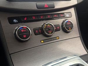 Volkswagen Passat bild 21
