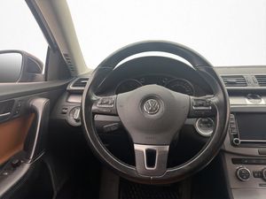 Volkswagen Passat bild 14