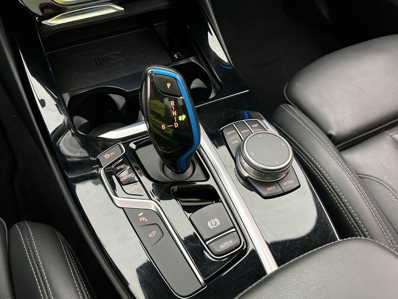 BMW iX3 bild 29