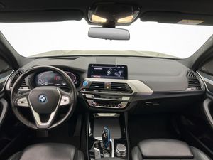 BMW iX3 bild 15