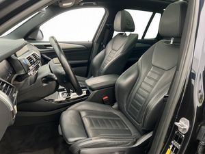 BMW iX3 bild 13