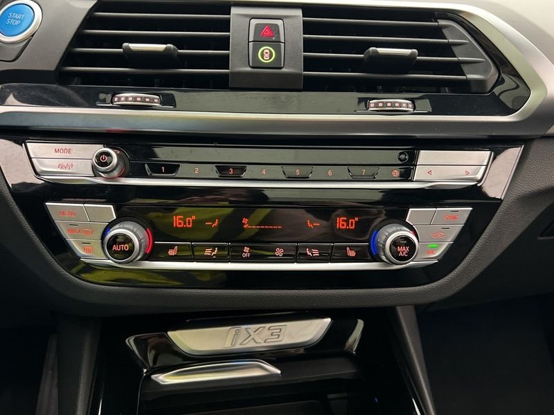 BMW iX3 bild 23