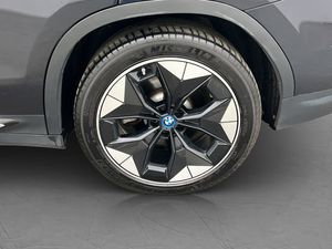 BMW iX3 bild 36