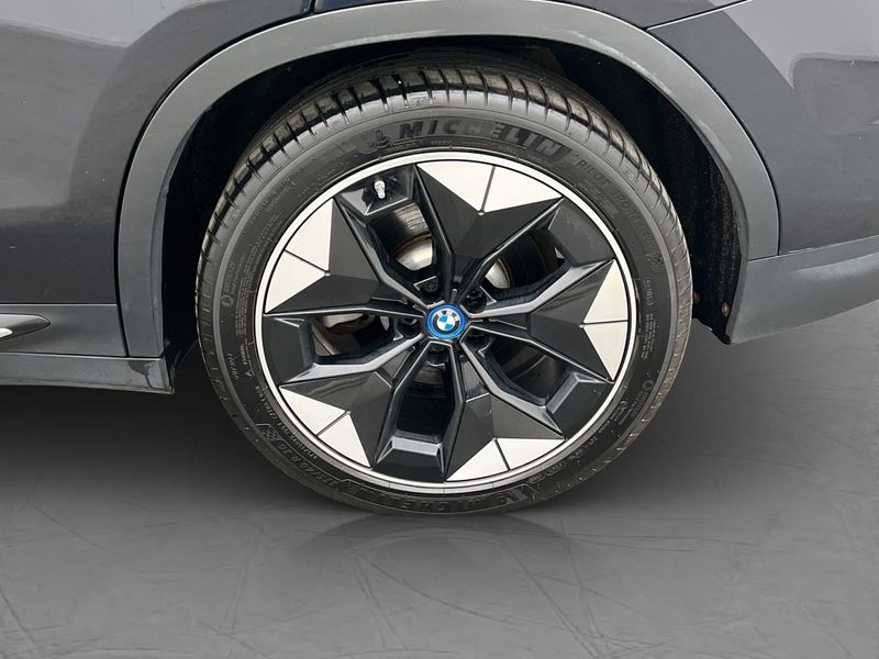 BMW iX3 bild 36